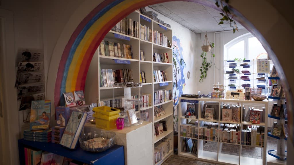 LGBTQ+ CAFÉ